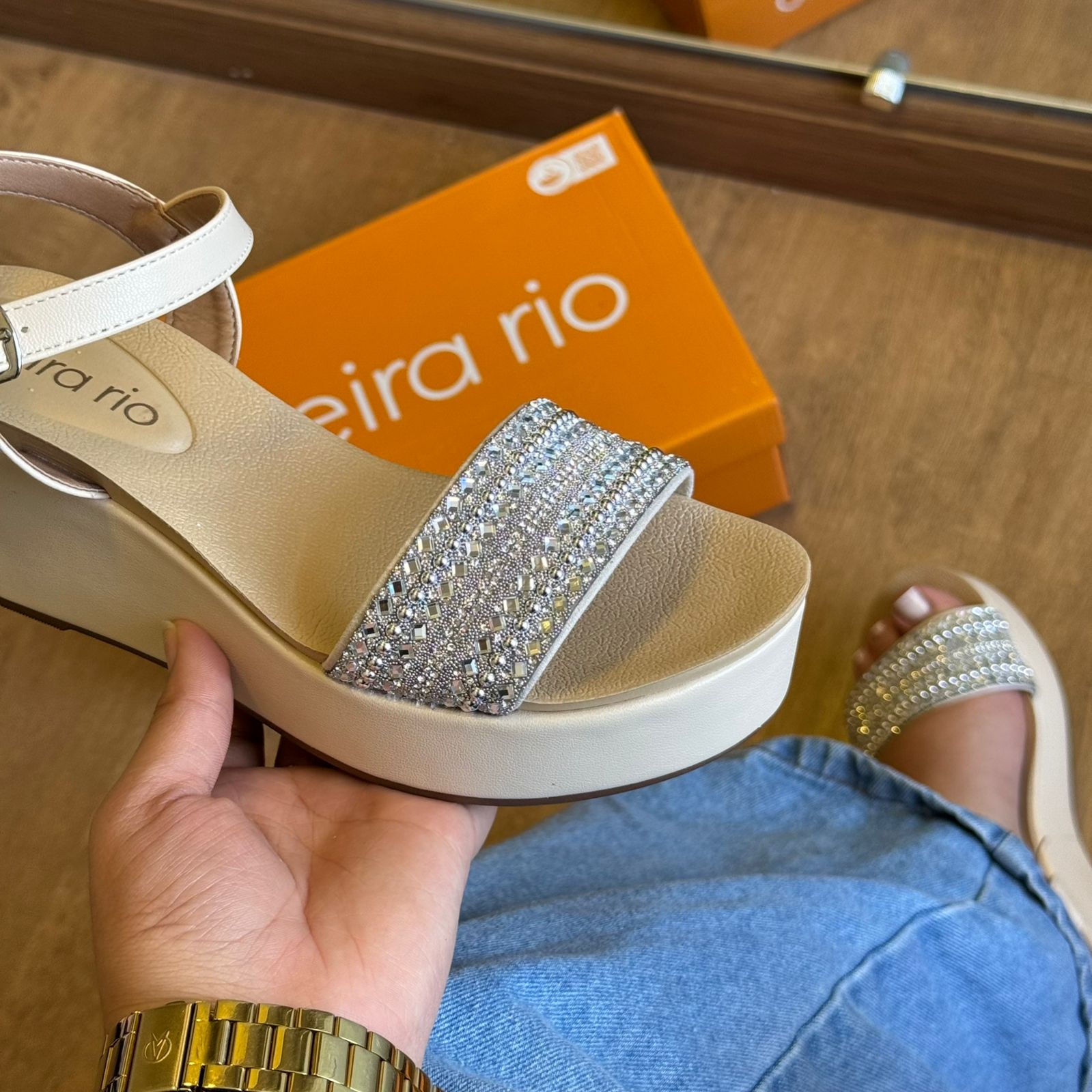 Tamanco Beira Rio Tira em Strass 8407.142