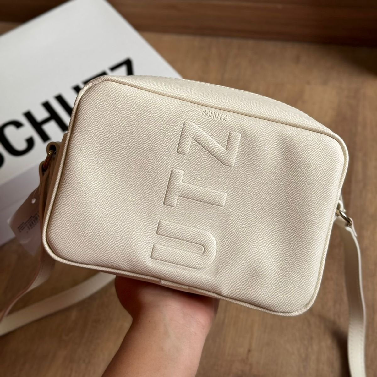 Bolsa Schutz Média Tiracolo Tassy S500150392